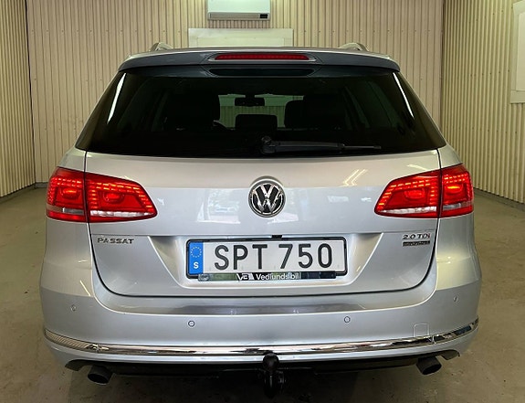 Volkswagen Passat 7 of 20
