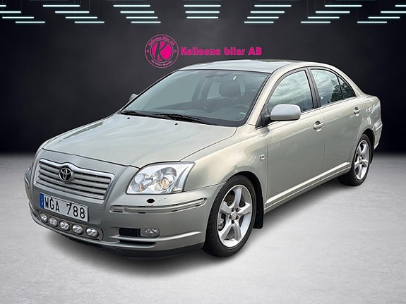 Toyota Avensis 5 of 5