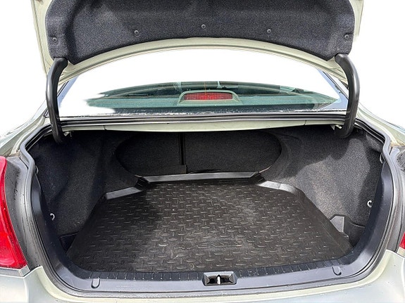 Toyota Avensis 13 of 20