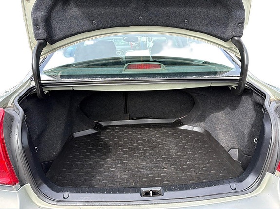 Toyota Avensis 17 of 20