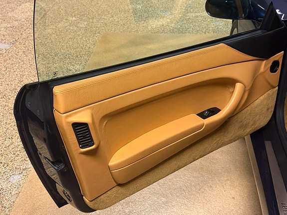 Ferrari 456 22 of 30