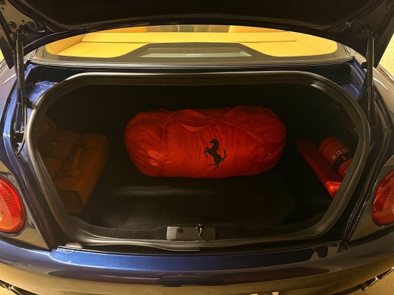 Ferrari 456 25 of 30
