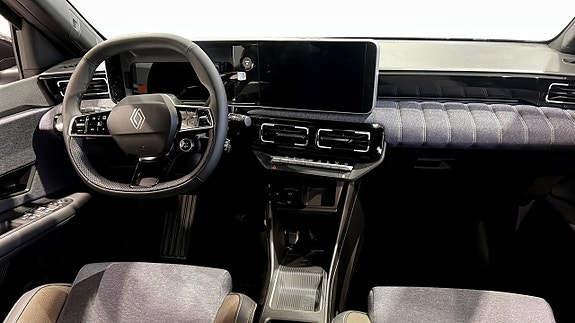 Renault 5 4 of 12