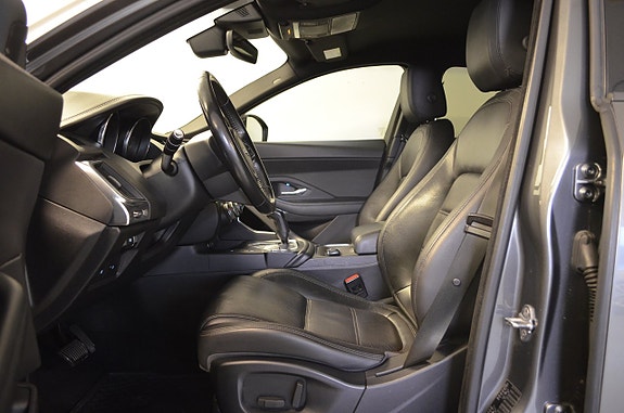 Jaguar E-PACE 16 of 25
