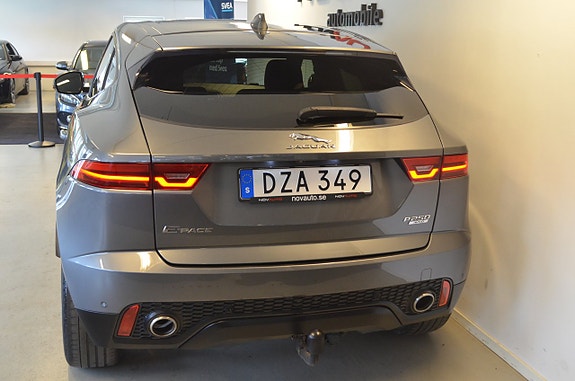 Jaguar E-PACE 25 of 25