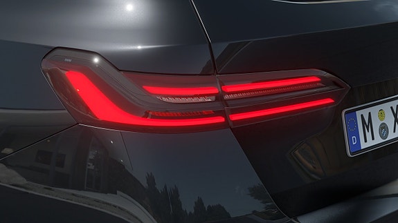BMW 530e 8 of 13