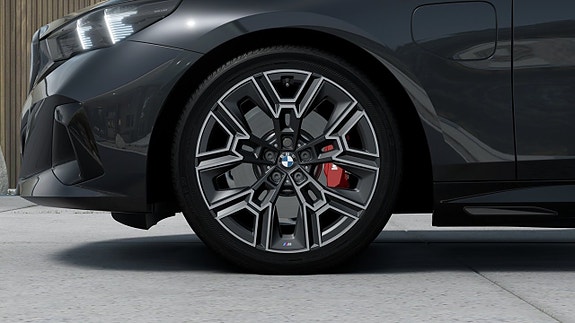 BMW 530e 7 of 13