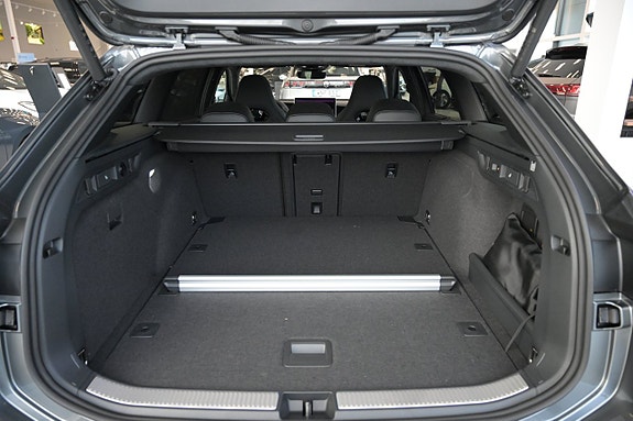 Volkswagen Passat 29 of 30