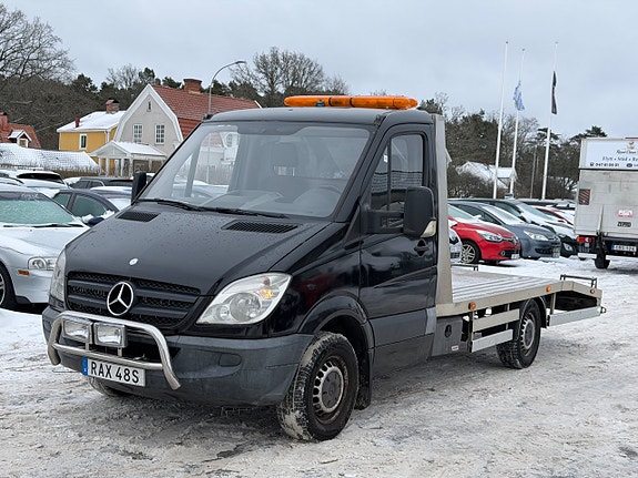 Mercedes-Benz Sprinter 208 2 of 12