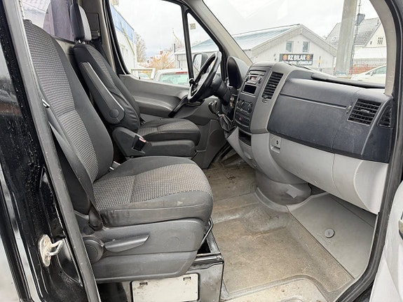 Mercedes-Benz Sprinter 208 7 of 12