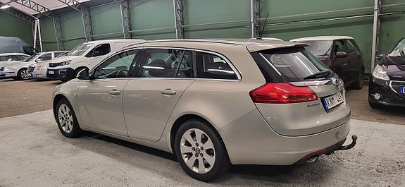 Opel Insignia 4 of 16