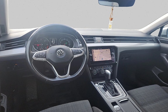 Volkswagen Passat 5 of 5