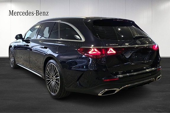 Mercedes-Benz E300 e 3 of 17