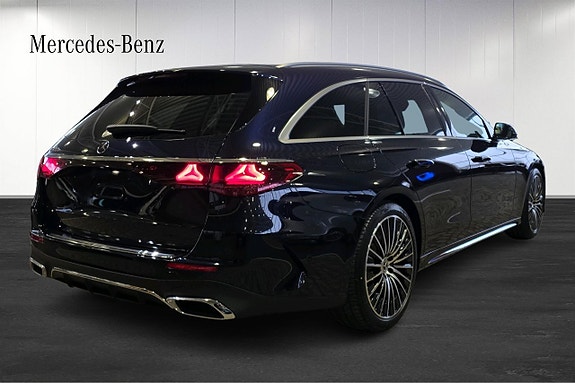 Mercedes-Benz E300 e 4 of 17