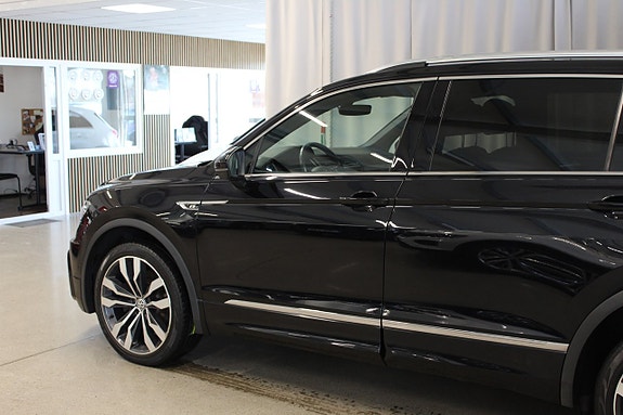 Volkswagen Tiguan Allspace 12 of 23