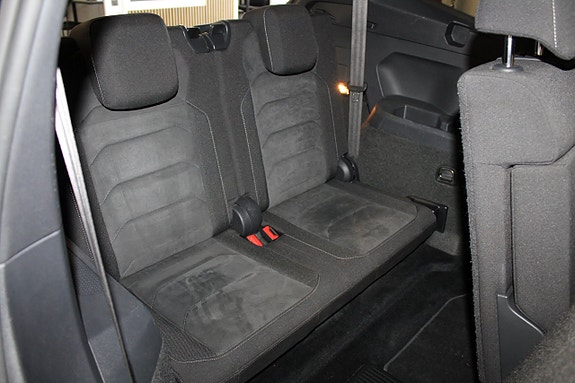Volkswagen Tiguan Allspace 20 of 23