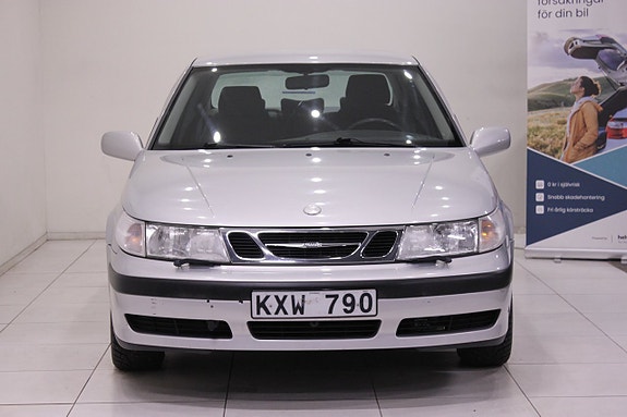 Saab 9-5 3 of 5
