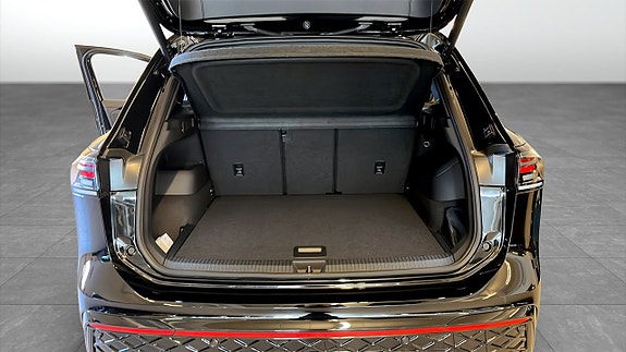 Volkswagen Tiguan 13 of 13