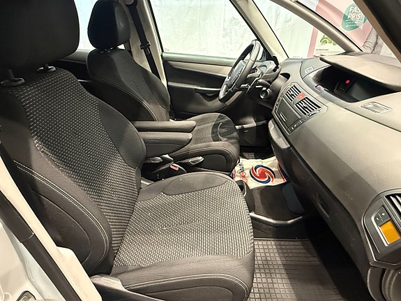 Citroen C4 Picasso 9 of 11