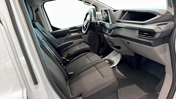 Ford Transit Custom 320L 3 of 10