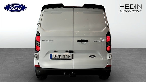 Ford Transit Custom 320L 7 of 10
