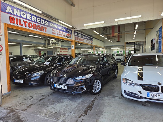 Ford Mondeo 2 of 15