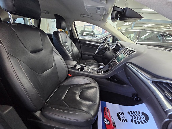 Ford Mondeo 14 of 15