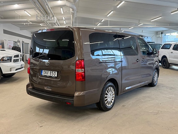 Toyota Proace Verso 3 of 5