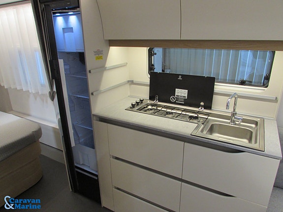 Adria Adora 613 UT / Kampanj / Alde / Queenbed / Vi tar inbyte 6 of 16