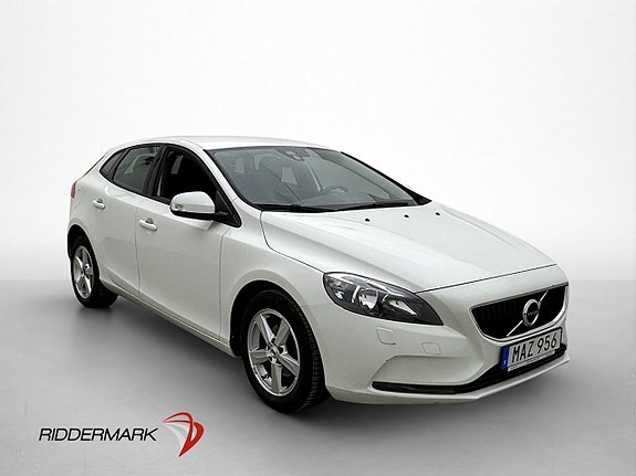 Volvo V40 4 of 5