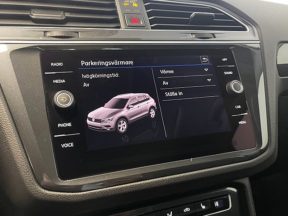 Volkswagen Tiguan 16 of 23