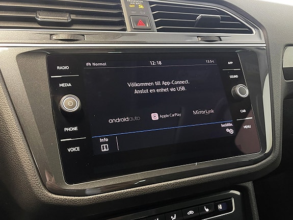 Volkswagen Tiguan 18 of 23