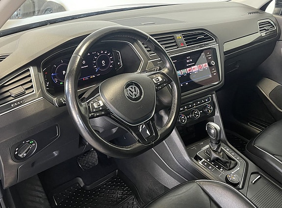 Volkswagen Tiguan 7 of 23