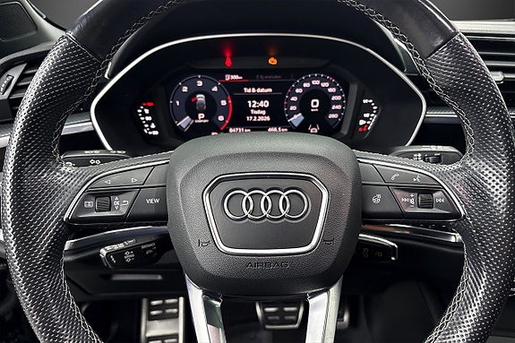Audi Q3 9 of 17