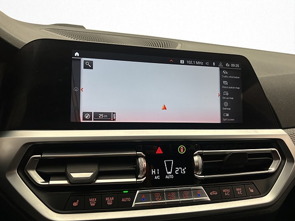 BMW 330i 17 of 26