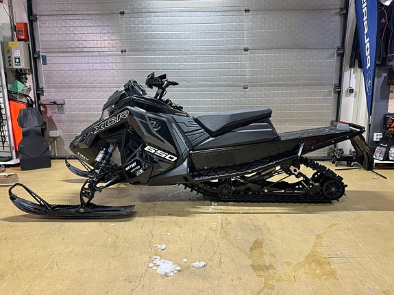 Polaris 650 Indy XCR 136 -24