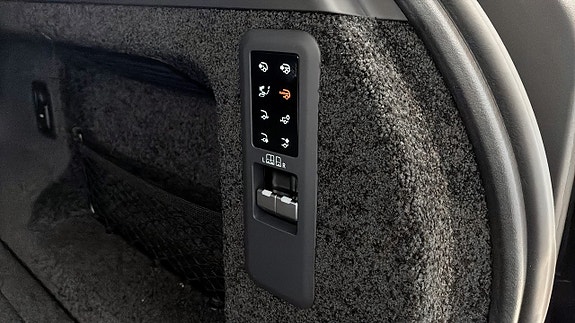 Land Rover Range Rover 13 of 16