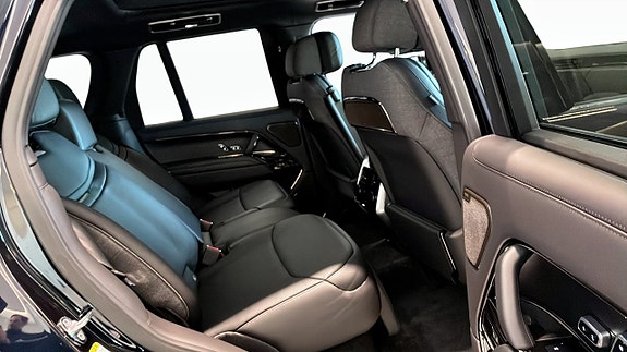 Land Rover Range Rover 5 of 5