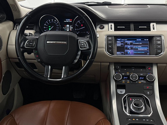 Land Rover Range Rover Evoque 17 of 19