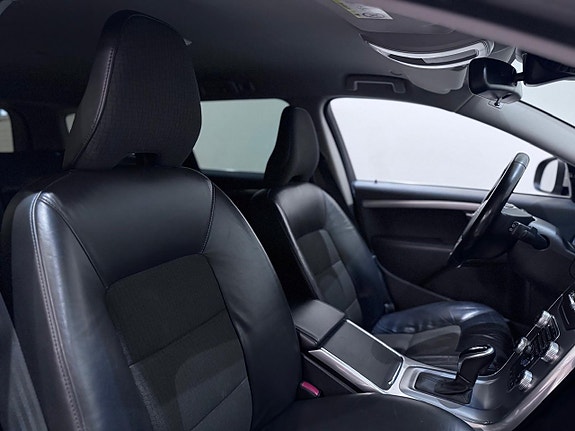 Volvo V70 6 of 19