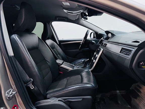Volvo V70 7 of 19