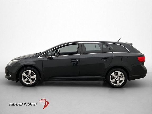 Toyota Avensis 5 of 5