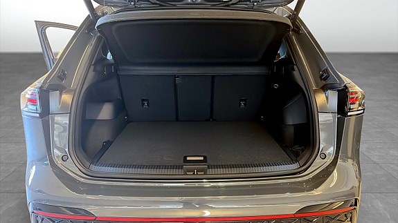Volkswagen Tiguan 13 of 13
