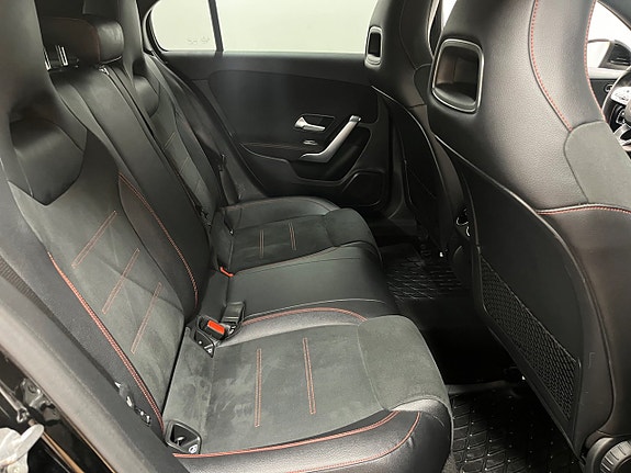 Mercedes-Benz A180 23 of 24