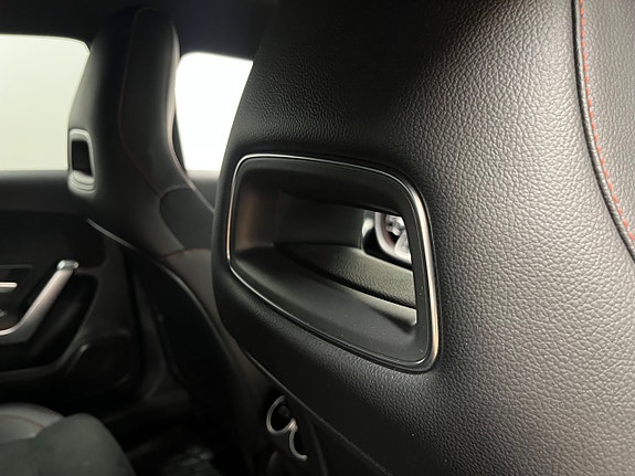 Mercedes-Benz A180 22 of 24