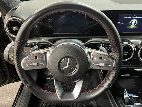Mercedes-Benz A180 14 of 24