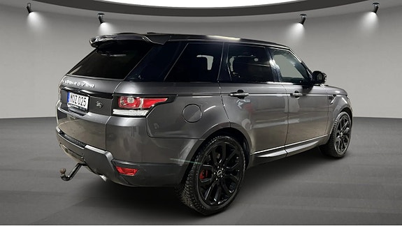 Land Rover Range Rover Sport 3 of 5