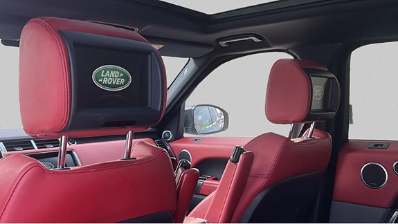 Land Rover Range Rover Sport 9 of 10