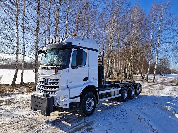 Plogbil MB Arocs 3251 8X4