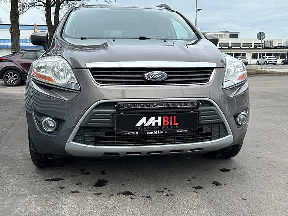 Ford Kuga 8 of 26
